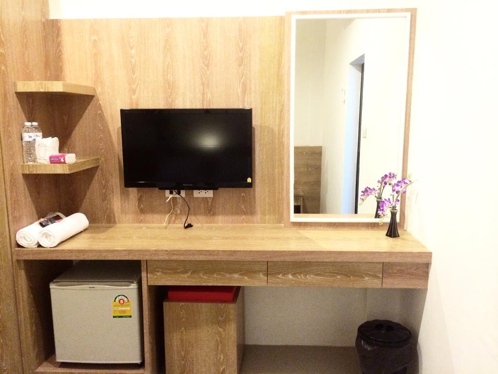 Phuthara Hostel Phuket Kamer foto